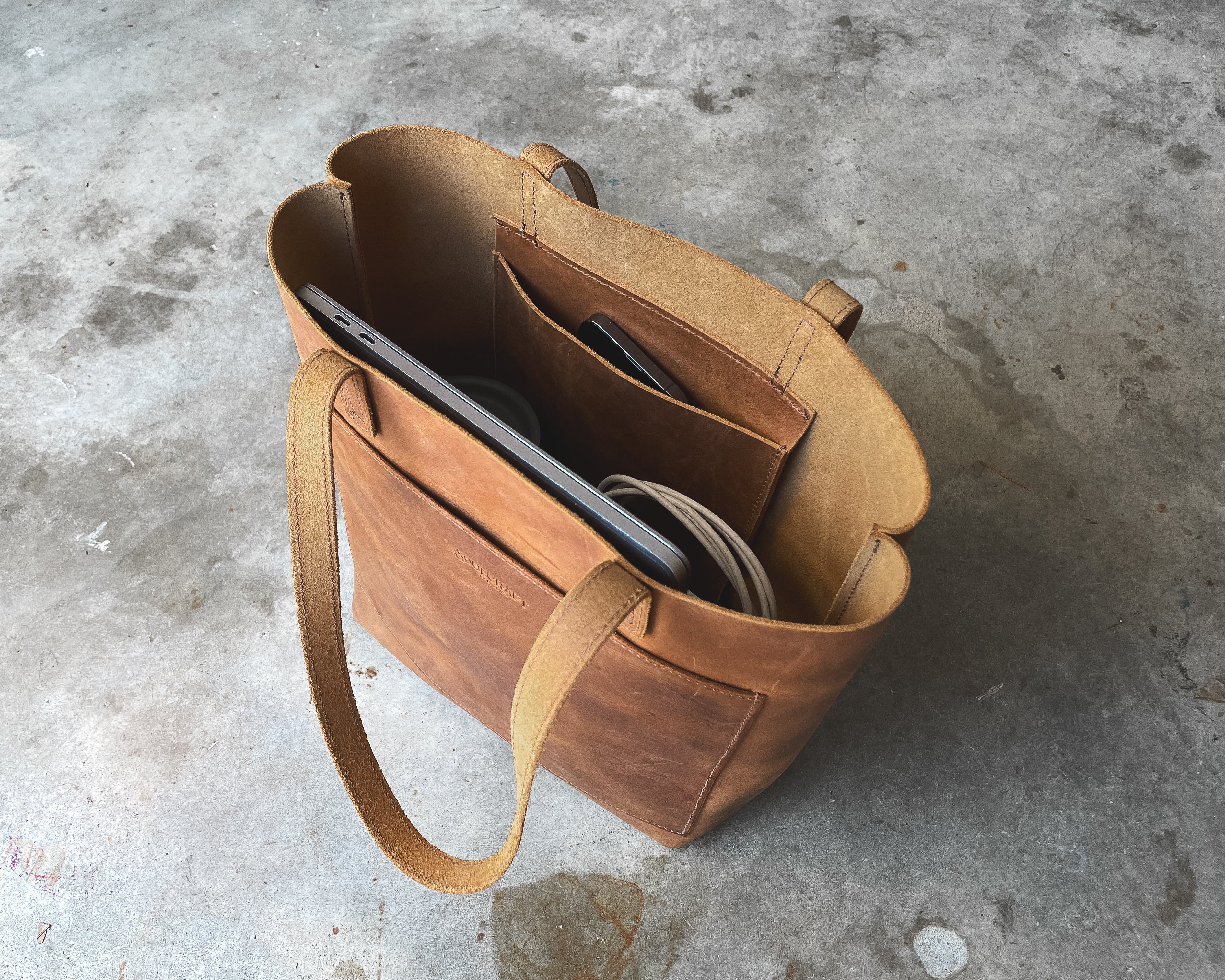 The Classic Tote